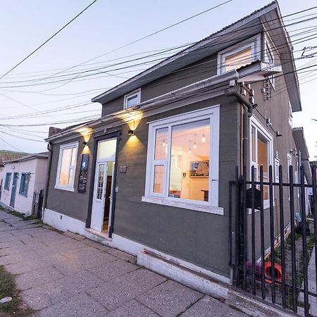 Hostal Boutique Terra Antarctica بونتا أريناس المظهر الخارجي الصورة