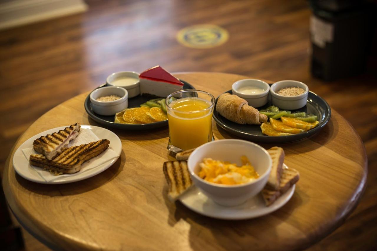 Hostal Boutique Terra Antarctica بونتا أريناس المظهر الخارجي الصورة